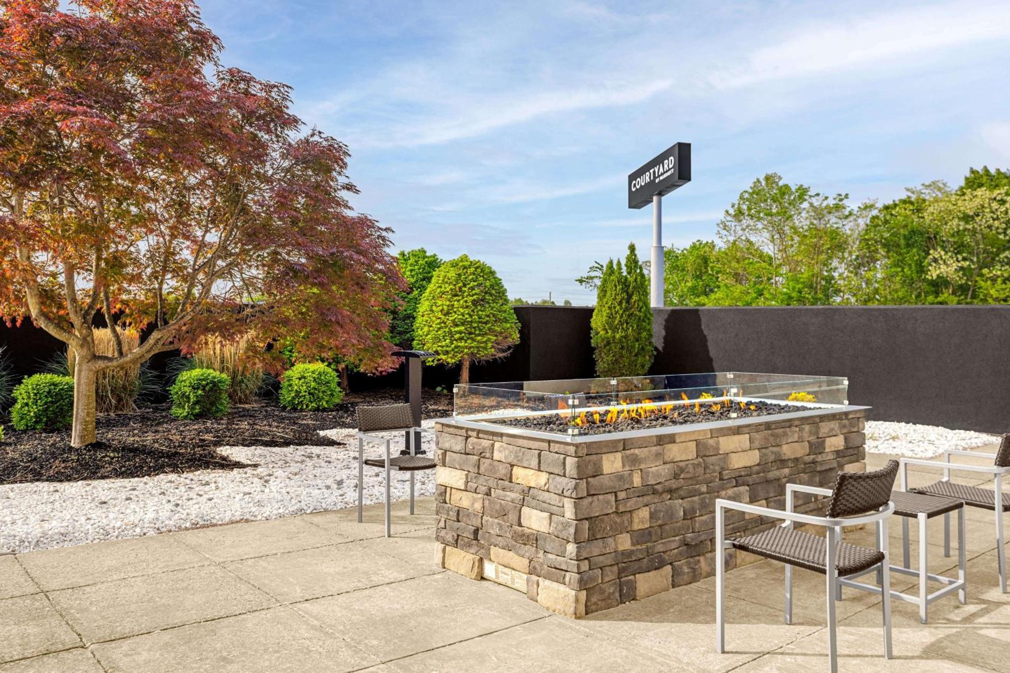 Courtyard Paducah West Hotell Exteriör bild